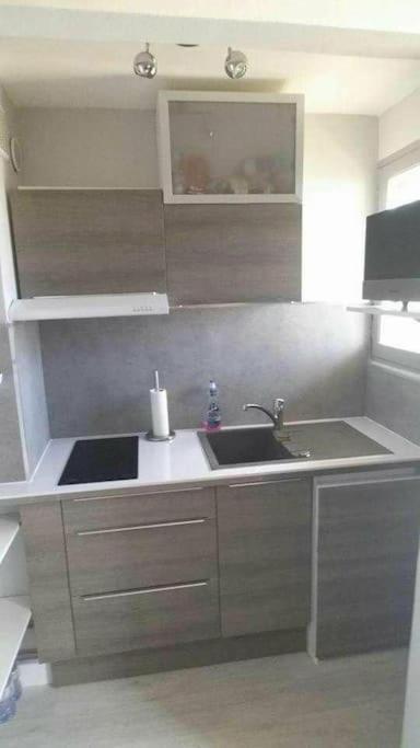 Studio 150M De La Plage La Seyne-sur-Mer Ngoại thất bức ảnh